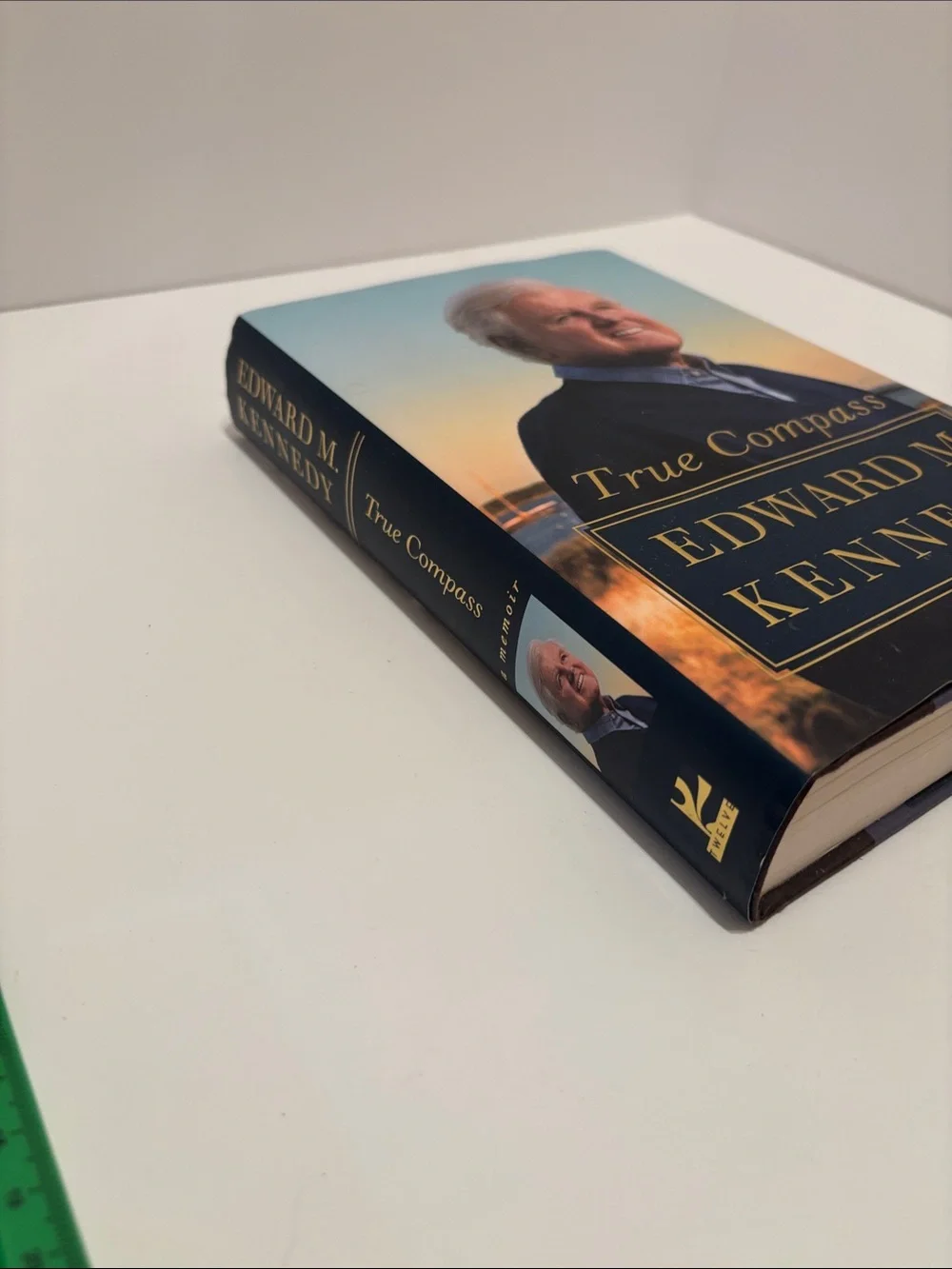 True Compass : A Memoir by Edward M. Kennedy (2009, Hardcover)